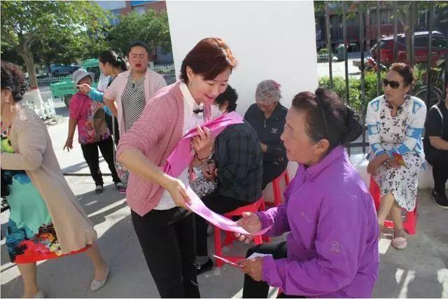 救援小绿龙